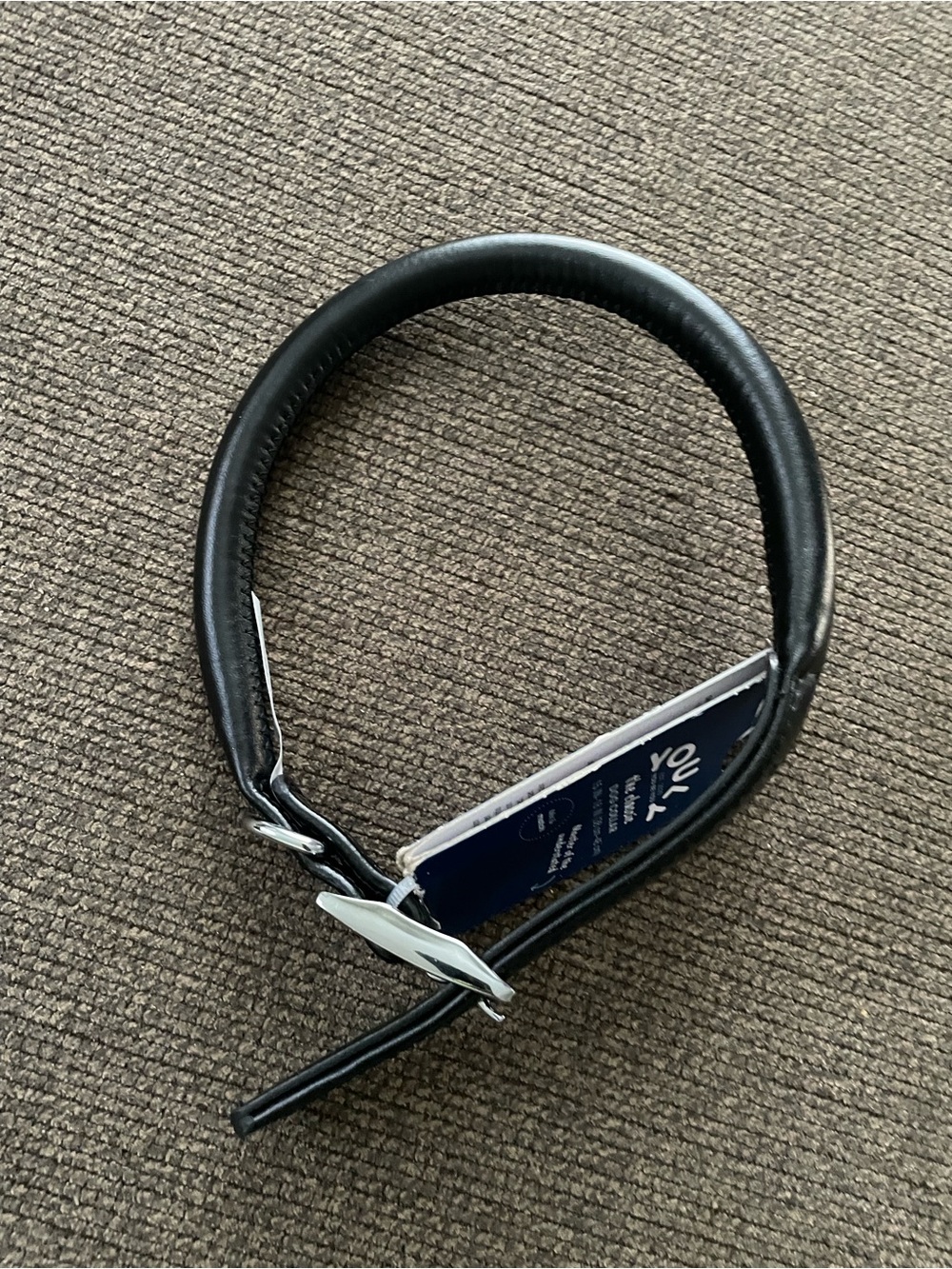 NWT Unisex Youly Adjustable Rolled Polyurethane Black Dog Collar Size M